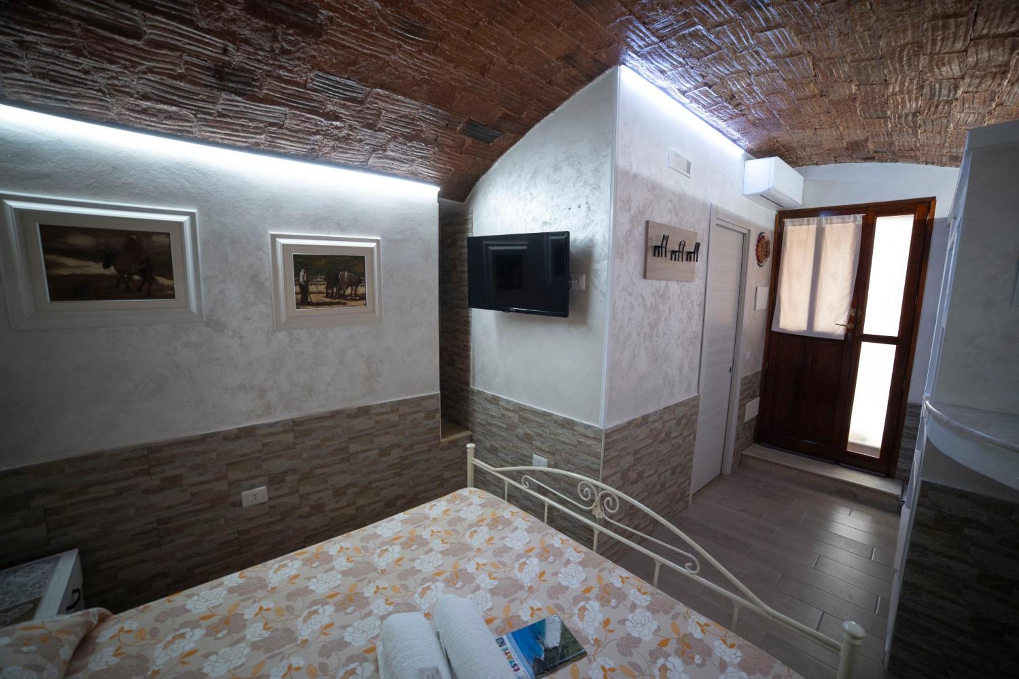 트로페아 La Perla Del Tirreno B&B 외부 사진