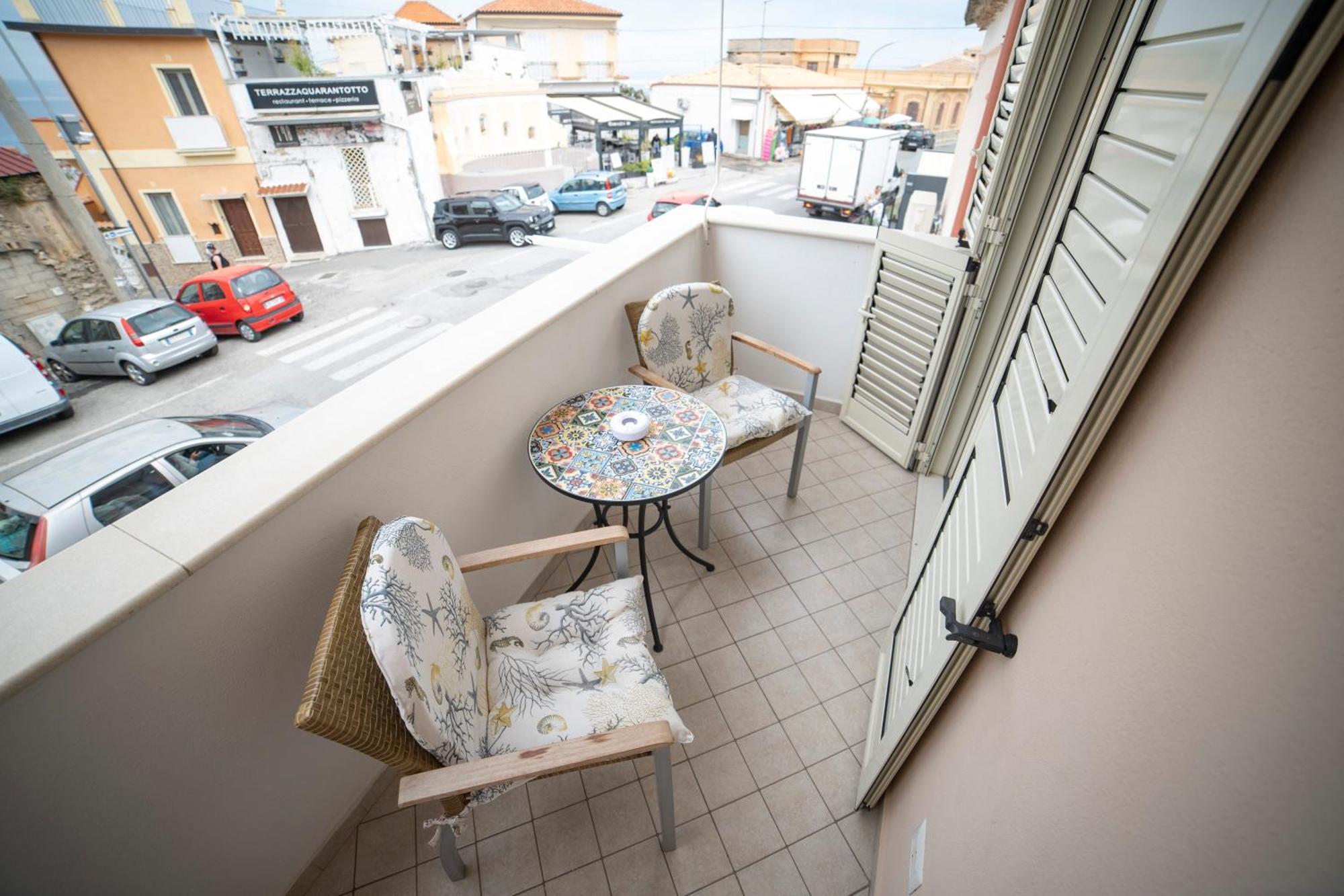 트로페아 La Perla Del Tirreno B&B 외부 사진