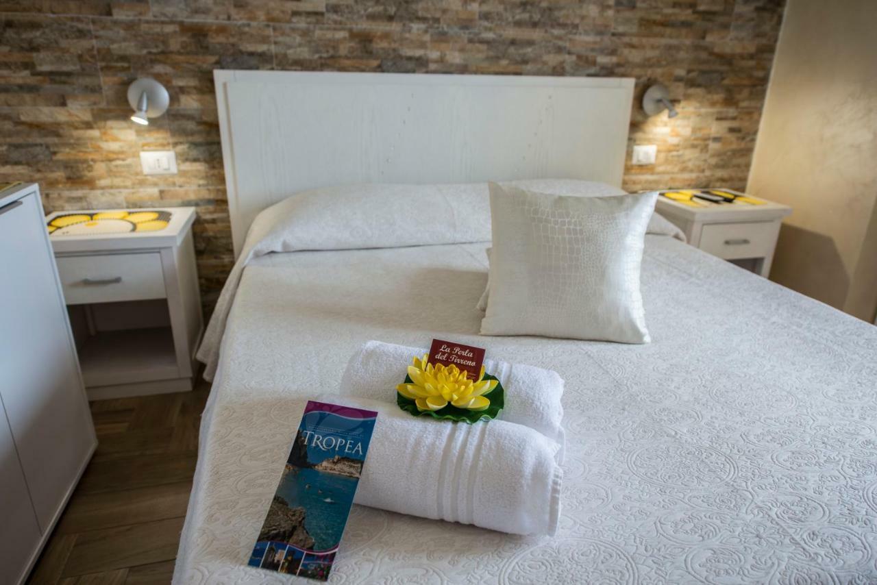 트로페아 La Perla Del Tirreno B&B 외부 사진